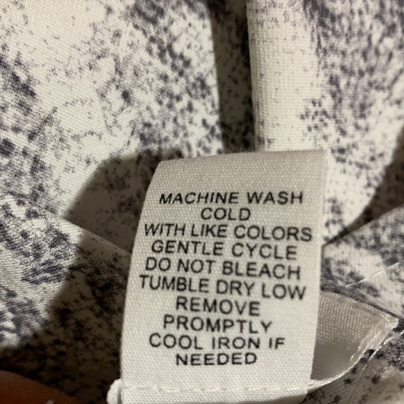 89th &  Madison Jeggings Stretch Pants Size L Animal Print White Gray - Picture 16 of 16